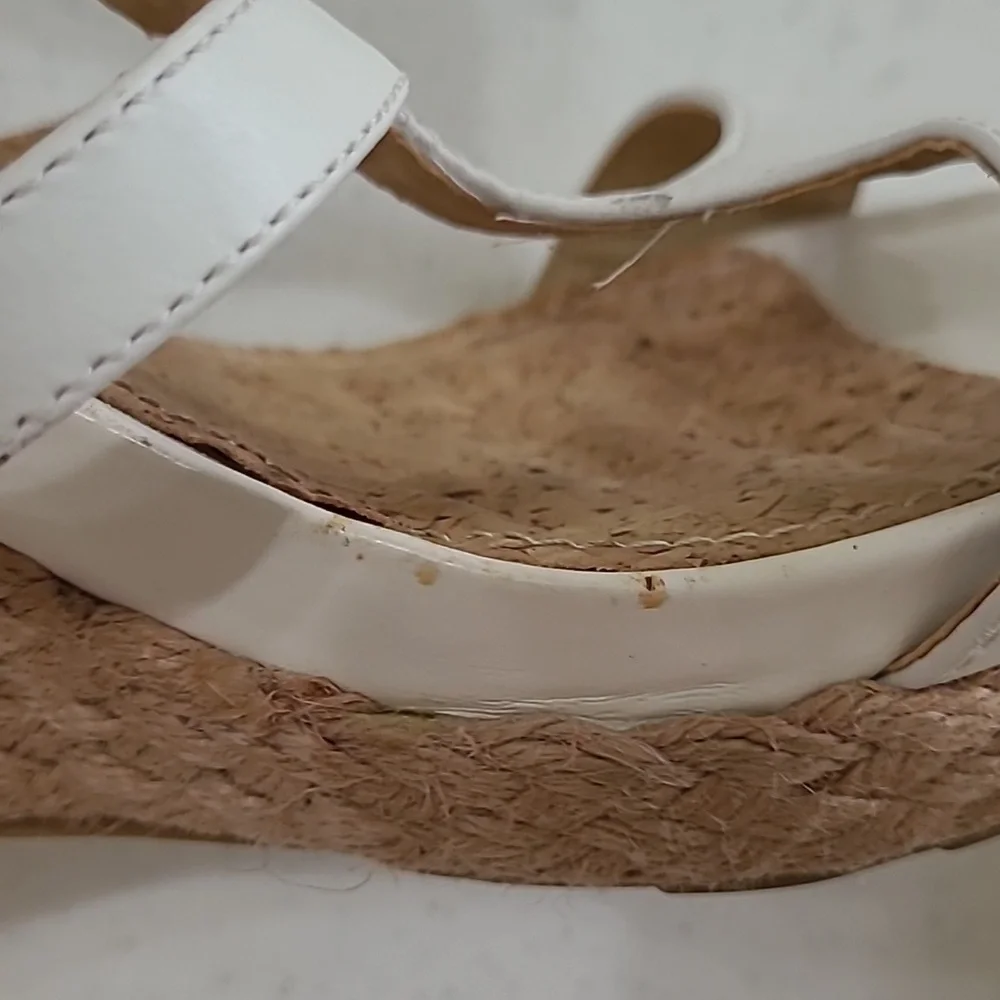 Kenneth Cole Reaction white wedge espadrilles sandals size 10
